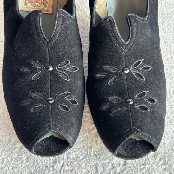 1930s 1940s Black Suede Cut Out Chunky Heel Pumps 7-8 Narrow - Picture 9 of 11